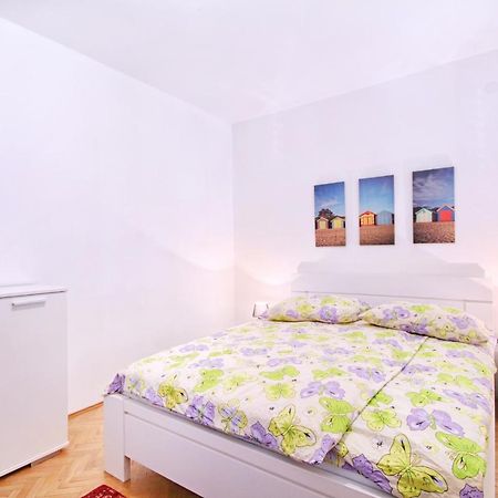 House Romana Μεντουλίν Εξωτερικό φωτογραφία